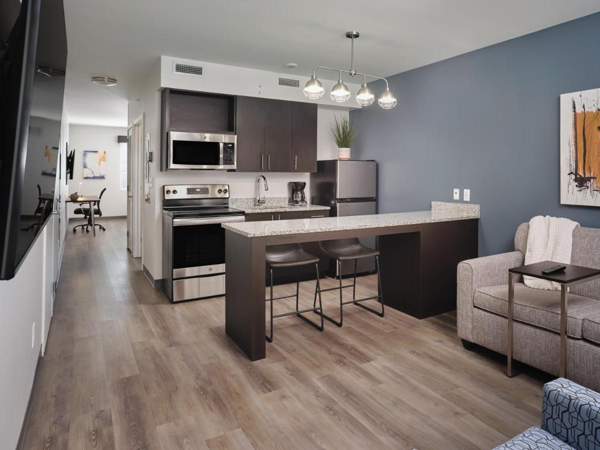 Stayapt Suites Greenville-Haywood Mall Kültér fotó